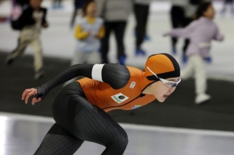 '新빙속여제' 김민선, 동계체전 여자 500m 정상