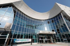 화성시, 오산동 소재 화성시 실내배드민턴장 개관