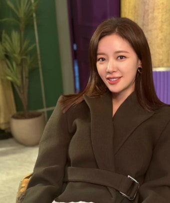 황정음, 이영돈과 이혼 소송 중…재결합 3년 만