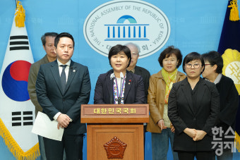 [포토] 임태훈 전 군인권센터 소장 '민주연합 비례대표 후보 지원'
