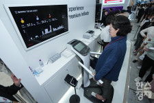 [포토] 북적이는 키메스 2024...국내 최대 의료산업 한자리에