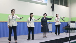 신계용 과천시장, 장애인의 날 기념행사에서 수어로 공연 눈길