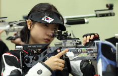 파리 올림픽 사격 금메달 반효진, 비공인 주니어 세계 신기록으로 전국체전 2관왕 달성