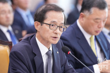 [포토] 국토위 국정감사, 답변하는 손태락 한국부동산원 원장