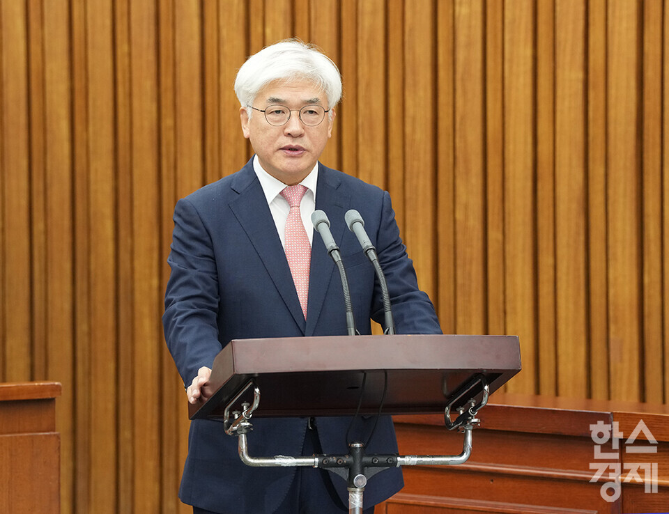 국회, 정계선과 마은혁 헌법재판관 후보자 인사청문회 진행되며 논란 속에서 단독 진행