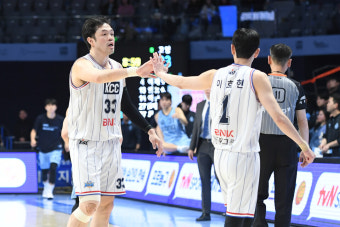 KCC, 지긋지긋한 5연패 탈출… 93-68로 소노 완파