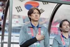 쿠웨이트에  4-0 대승… 홍명보 감독 