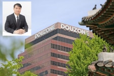 경영권 매각 정체 더존비즈온, 지배구조도 제자리걸음 [250 G]