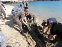 해군 2함대 282해상전탐감시대, 어청도 해안정화·이발 봉사…신뢰와 감동 선사