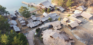 창원시 해양드라마세트장, 리모델링 마치고 새 단장 재개장