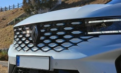 [시승기] 르노의 만능 엔터테이너, 그랑 콜레오스 HEV