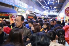 남광주 밤기차 야시장 아직은 이용 불편
