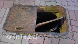 북구 운암동 S빌딩 케이블 맨홀 파손...위험 방치