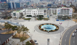 이용섭 시장,계엄군 헬기 총격 만행 전일빌딩에서 40년 만에 재현한다.
