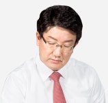 권선동 국회의원, 검찰 징역 3년 구형