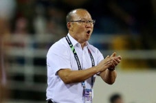 '킹스컵' 베트남 축구, 태국 꺾고 결승...퀴라소-베트남
