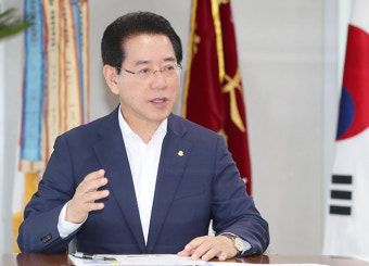 김영환 지사, 김건희 특검와 명태균 게이트 연결고리 의혹으로 재선 가도 어려워질까