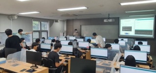 순천대 로봇과학교육센터, 광양 다압중학교 학생들 캠퍼스 초청해 진로탐색캠프 열어