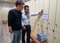 순천소방서, 사우나 등에 화재 대피용 가운 비치 홍보에 나서