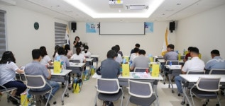 전남 공직자들, 영암 청년공간 달빛청춘마루 견학