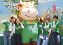 도심 속 축제에 우리 한우 음매~