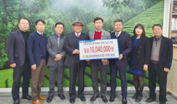 김기순 벌교농협 조합장, 장학금 1004만원 전달