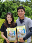 부경원예농협 이우성·고문순 부부, 서포농협 김정우·김혜리 부부, 진주동부농협 구본진·오현정 부부 수상