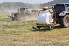 청양군, 조사료 생산 수확 시연회 열어