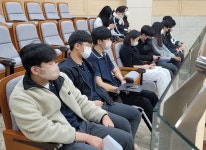 세종시의회 본회의 방청 세종대성고 학생들, 현장에서 의회역할 배워