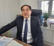 예산군 박영산 산업건설국장, 후배 위한 아름다운 용퇴