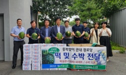 경남 하북농협, 중복 맞이 관내 경로당에 떡과 수박 전달