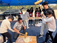 세종시 작은농부의 친환경 벼 가을 걷이