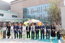세종이음학교, 모두를 위한 무장애놀이터 개장…특별하지 않아도 모두가 특별한 공간