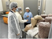 농협목포신안시군지부, 신안 자은땅콩 가공공장 견학