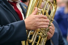 저음이 매력적인 튜바(tuba) [김권제 칼럼]