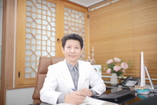 예상치 못한 교통사고, 경미하더라도 한의원 등 의료기관 치료 받아야 [박성동 원장 칼럼]