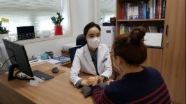 원인 모를 허리·골반통증 유발, 좌골신경통... 신경프롤로주사 치료 도움 [옥진아 원장 칼럼]