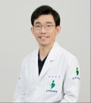 뻐근하고 결리는 목통증 증상...한의원 목디스크 치료방법은? [김남훈 원장 칼럼]