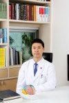 불면증으로 이어지는 불안장애, 한의원 치료가 도움 될 수 있어 [김봉수 원장 칼럼]