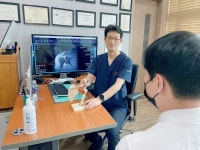 팔 들어 올릴 때 통증 심하면 회전근개파열 의심, 조기치료 중요 [김우석 원장 칼럼]