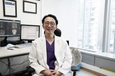 흉터 및 부작용을 최소화하기 위한 비개방 코성형이란 [신일호 원장 칼럼]