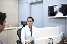 목디스크 치료 중 흔히 하는 잘못된 선택과 그로 인한 문제 [박정우 원장 칼럼]