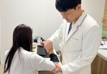 중년 어깨통증, 오십견 의심하고 검진해봐야 [박길태 원장 칼럼]