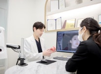 부정교합 있다면, 연령과 관계 없이 교정 필요할 수 있어 [김익수 원장 칼럼]