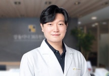 빙판길에 넘어져 다친 발목, 응급처치 후 한의학적 치료 도움될까? [유일선 원장 칼럼]