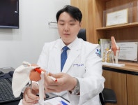 봄철 야외활동 증가, 회전근개파열 주의보 [남동철 원장 칼럼]