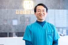 퇴행성관절염 치료, 조기에 정형외과적 진단이 중요 [김경태 원장 칼럼]