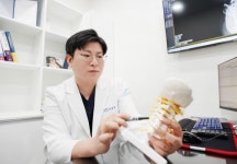 경추성두통, 목디스크 전조증상일 수 있어 주의 [이종철 원장 칼럼]