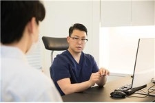 겨울철 악화하기 쉬운 허리 통증, 방치말고 정형외과적 진단 필요 [권용석 원장 칼럼]