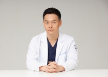 예비 새내기 대학생의 외모 개선, 자연유착 선택 이유는? [김준영 원장 칼럼]